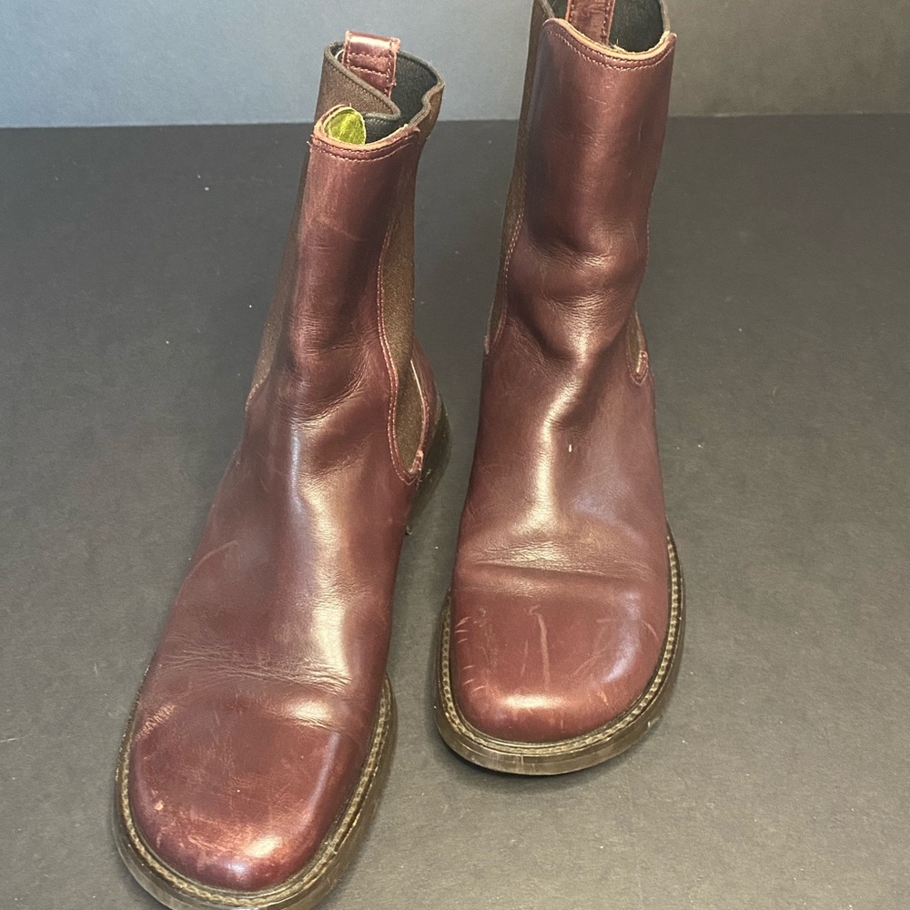 Donald J Pliner Autumn Leather Chelsea boots 7 red - Picture 2 of 6
